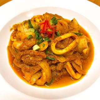 Stir Fried Curry Seafood