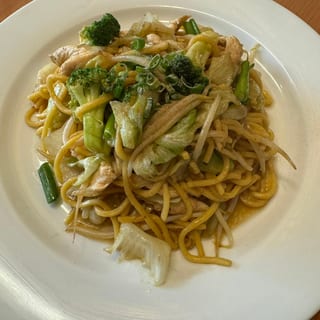 L - Lo Mein